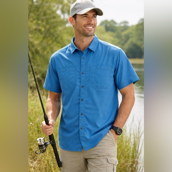 Magellan Outdoors Other - Magellan Outdoors Men’s L Blue MagWick Fishing Shirt Short Sleeve Loose Fit